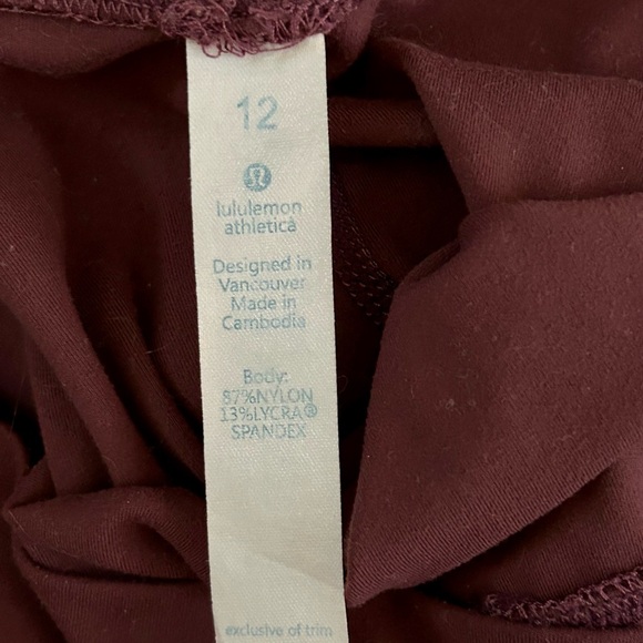 Lululemon Athletica Leggings Womens Size 12 Maroon Cropped Athletic Pants - Picture 7 of 7